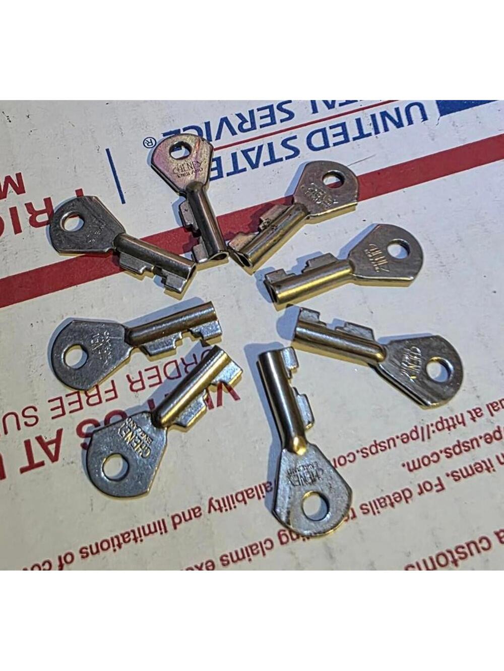8 Vtg Cheney No. 11 Replacement Lock Keys